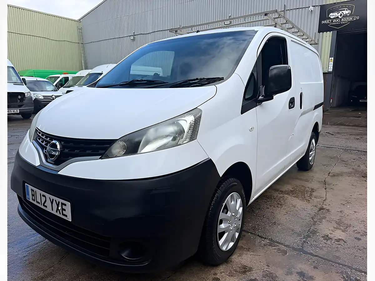Used 2012 Nissan NV200 Se White - Interior and Exterior details 16