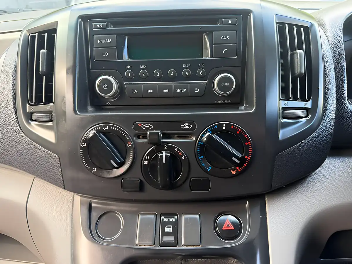 Used 2012 Nissan NV200 Se White - Interior and Exterior details 19