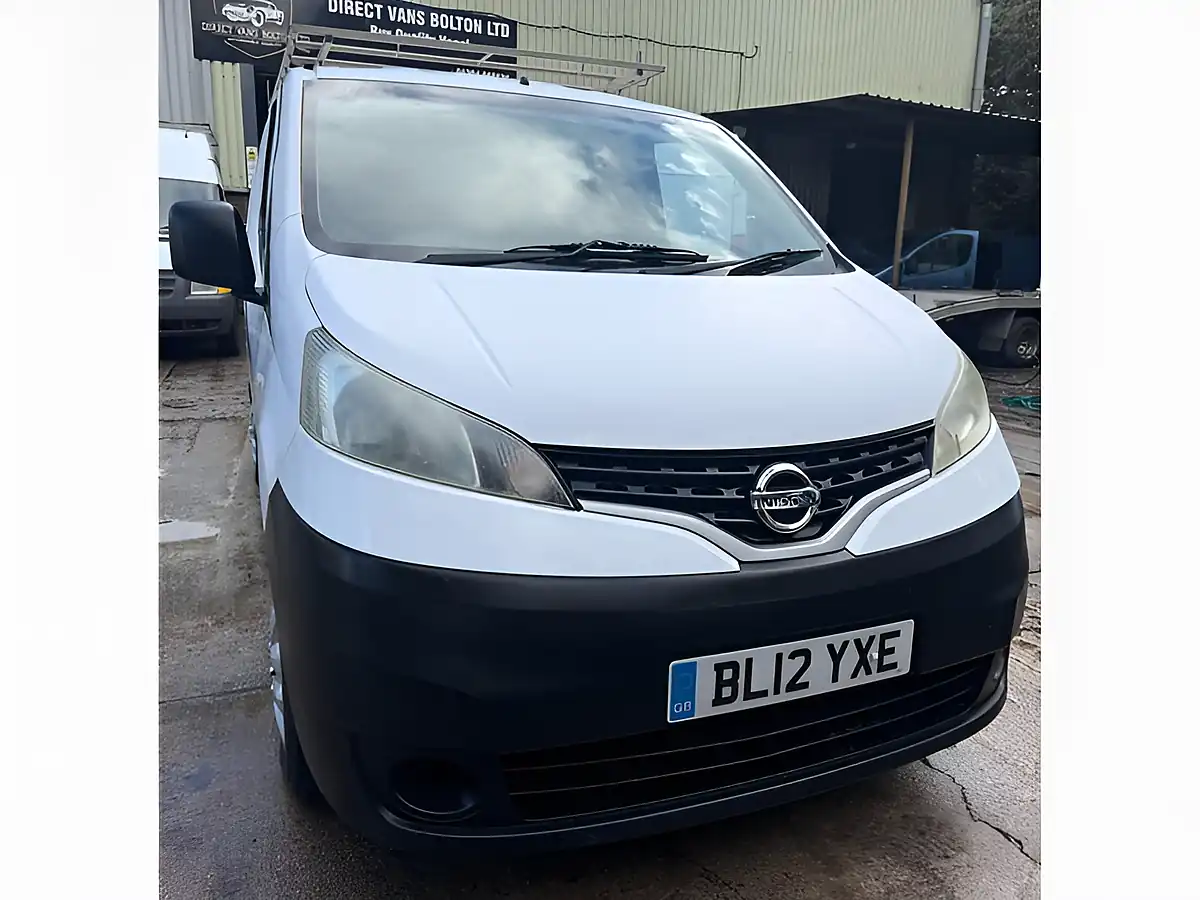 Used 2012 Nissan NV200 Se White - Interior and Exterior details 3