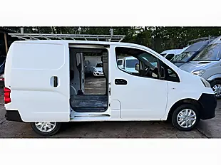 Used 2012 Nissan NV200 Se White - Interior and Exterior details 7