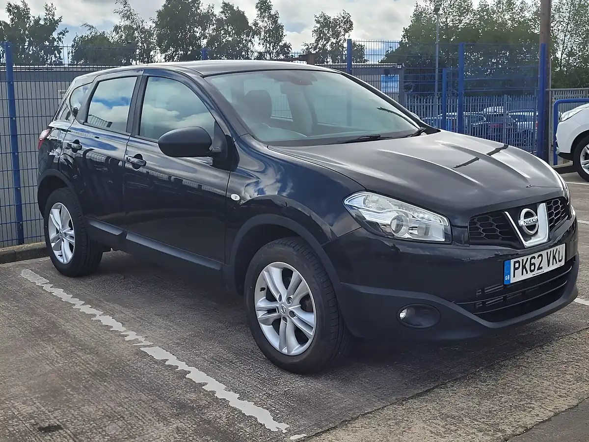 Used 2012 Nissan Qashqai Acenta Black - Front View