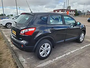 Used 2012 Nissan Qashqai Acenta Black - Interior and Exterior details 4
