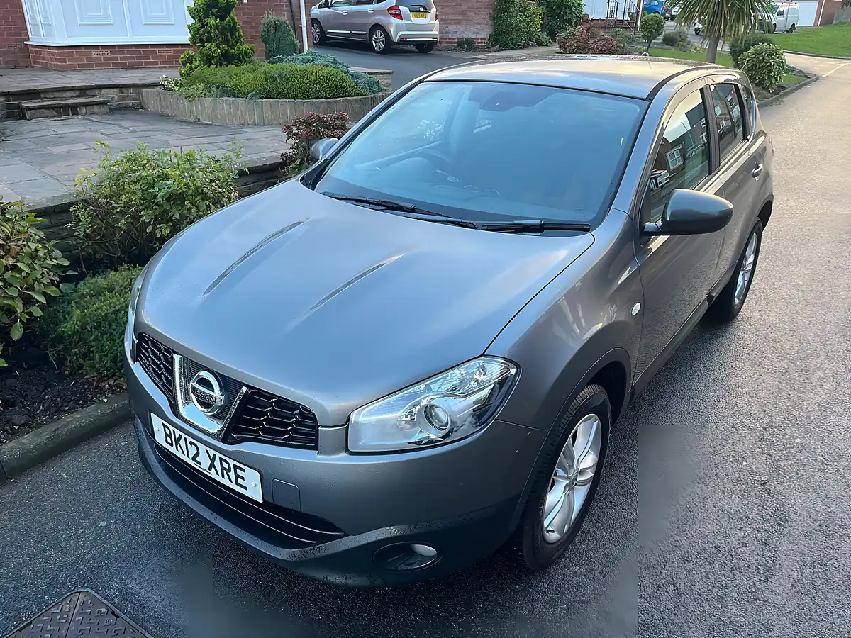 Used 2012 Nissan Qashqai Acenta Grey - Interior and Exterior details 3