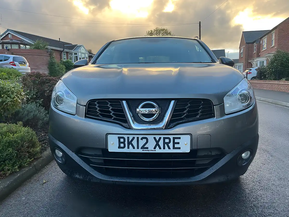 Used 2012 Nissan Qashqai Acenta Grey - Interior and Exterior details 6
