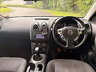 Used 2012 Nissan Qashqai Acenta Red - Interior and Exterior details 10
