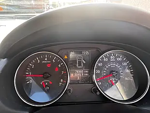 Used 2012 Nissan Qashqai Acenta Silver - Interior and Exterior details 19