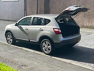 Used 2012 Nissan Qashqai Acenta Silver - Interior and Exterior details 7