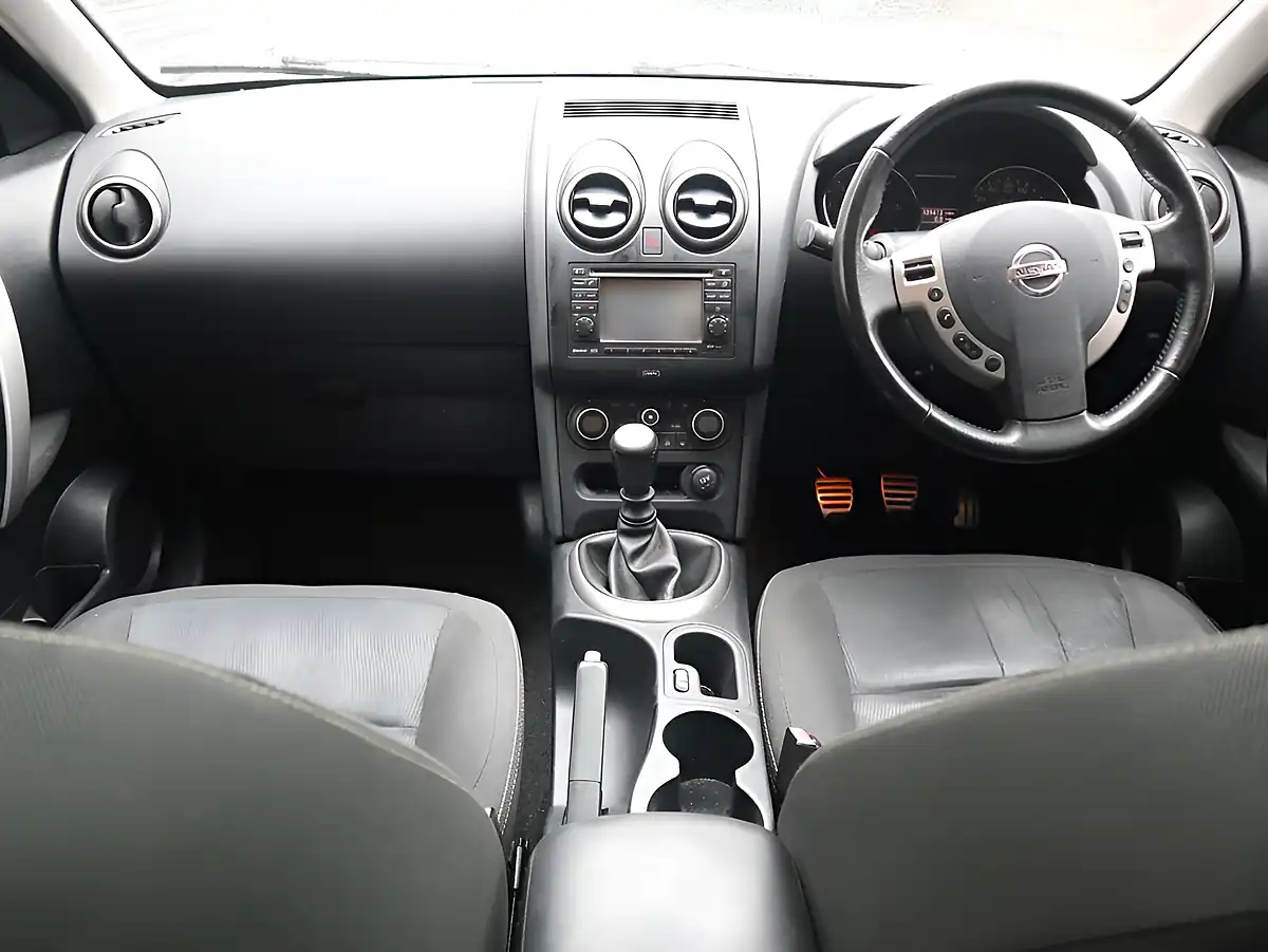 Used 2012 Nissan Qashqai N-Tec+ Grey - Interior and Exterior details 2