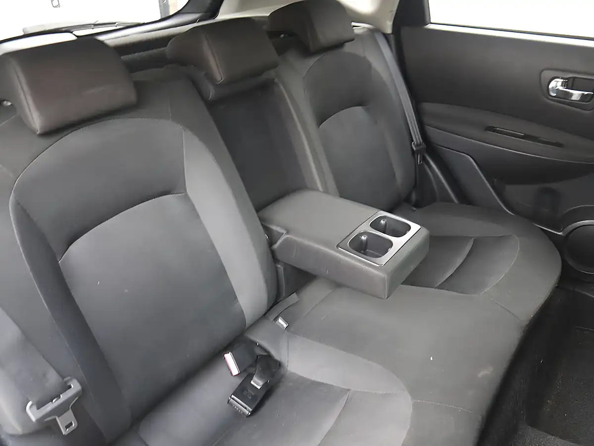 Used 2012 Nissan Qashqai N-Tec+ Grey - Interior and Exterior details 6