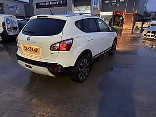 Used 2012 Nissan Qashqai N-Tec Plus Pearl White - Interior and Exterior details 3