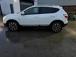 Used 2012 Nissan Qashqai N-Tec Plus Pearl White - Interior and Exterior details 5