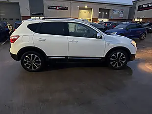 Used 2012 Nissan Qashqai N-Tec Plus Pearl White - Interior and Exterior details 6