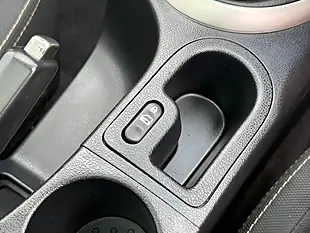 Used 2012 Nissan Qashqai N-Tec+ Red - Interior and Exterior details 14