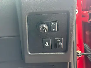 Used 2012 Nissan Qashqai N-Tec+ Red - Interior and Exterior details 15