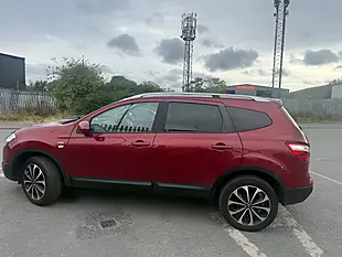 Used 2012 Nissan Qashqai N-Tec+ Red - Interior and Exterior details 7