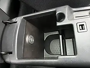 Used 2012 Nissan Qashqai N-Tec+ White - Interior and Exterior details 14