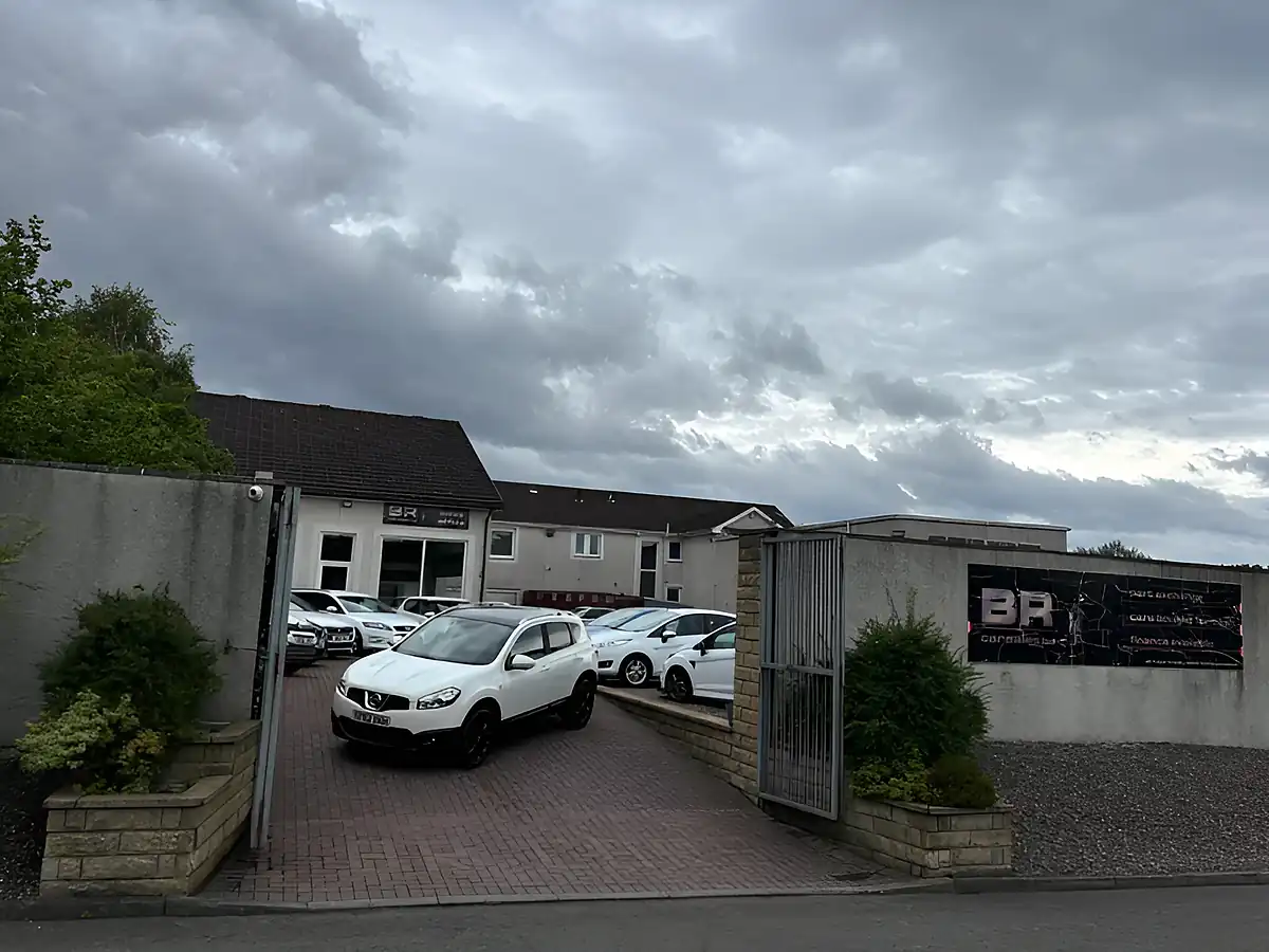 Used 2012 Nissan Qashqai N-Tec+ White - Interior and Exterior details 2