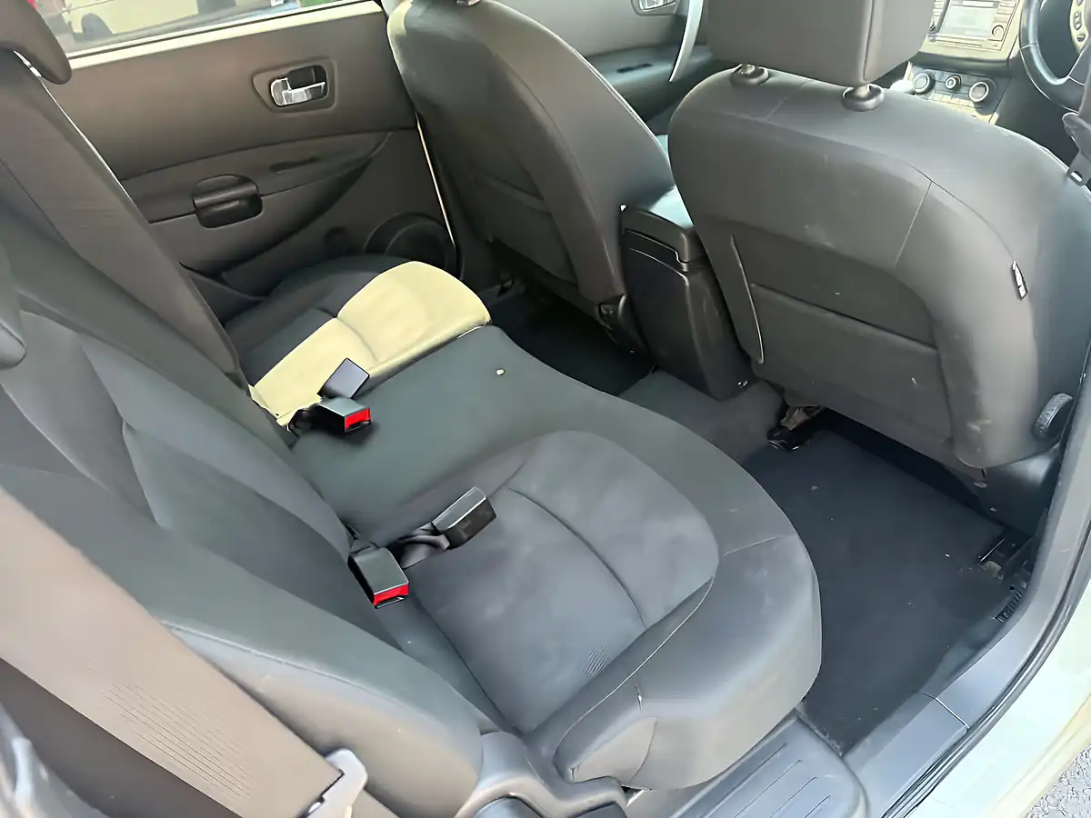 Used 2012 Nissan Qashqai+2 N-Tec+ - Interior and Exterior details 16