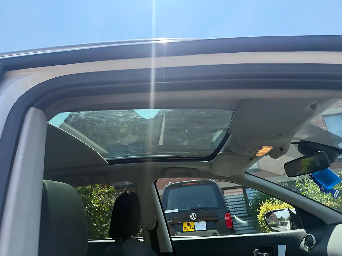 Used 2012 Nissan Qashqai+2 N-Tec+ - Interior and Exterior details 20