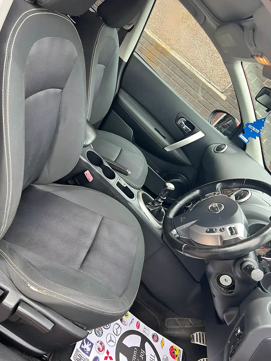 Used 2012 Nissan Qashqia Candy Red - Interior and Exterior details 7