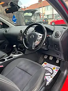 Used 2012 Nissan Qashqia Candy Red - Interior and Exterior details 8