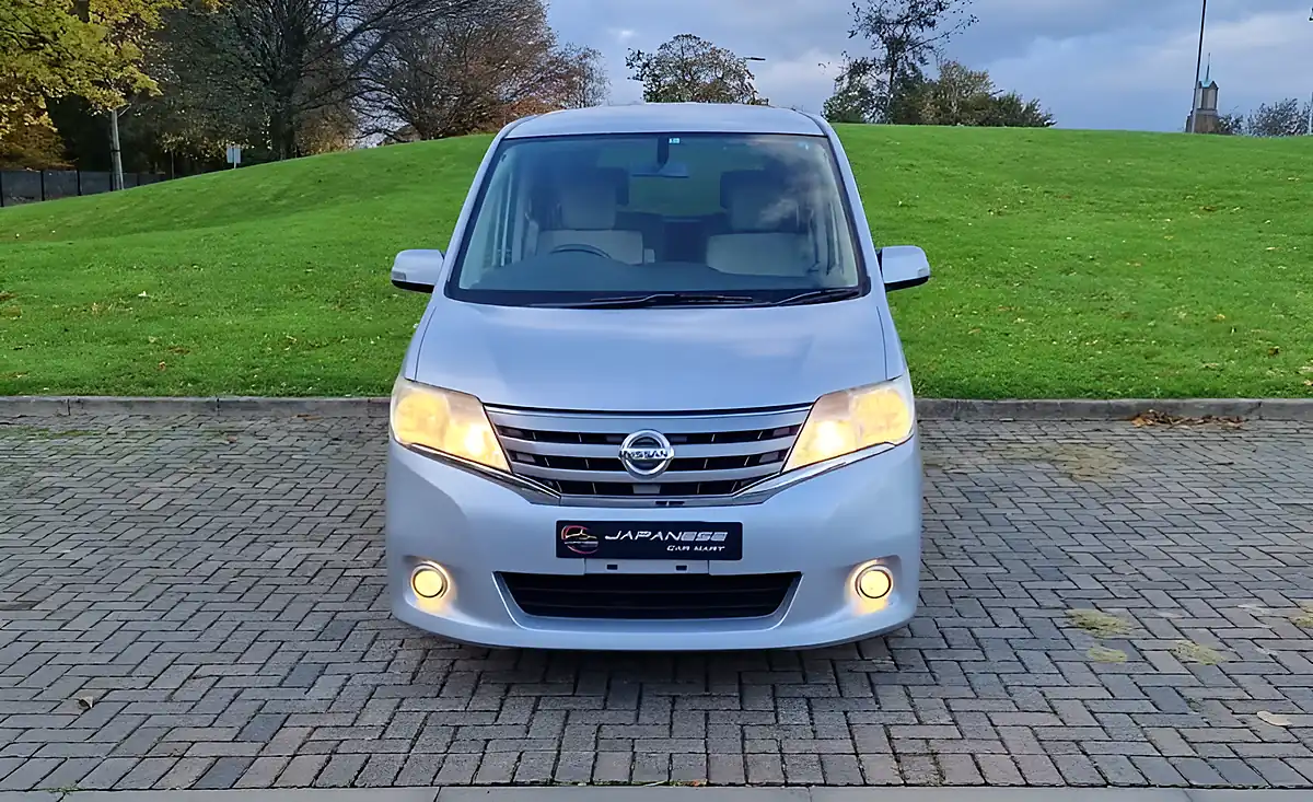 Used 2012 Nissan Serena Grey - Interior and Exterior details 3