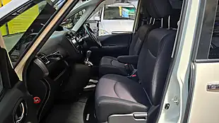 Used 2012 Nissan Serena Highway Star White - Interior and Exterior details 12