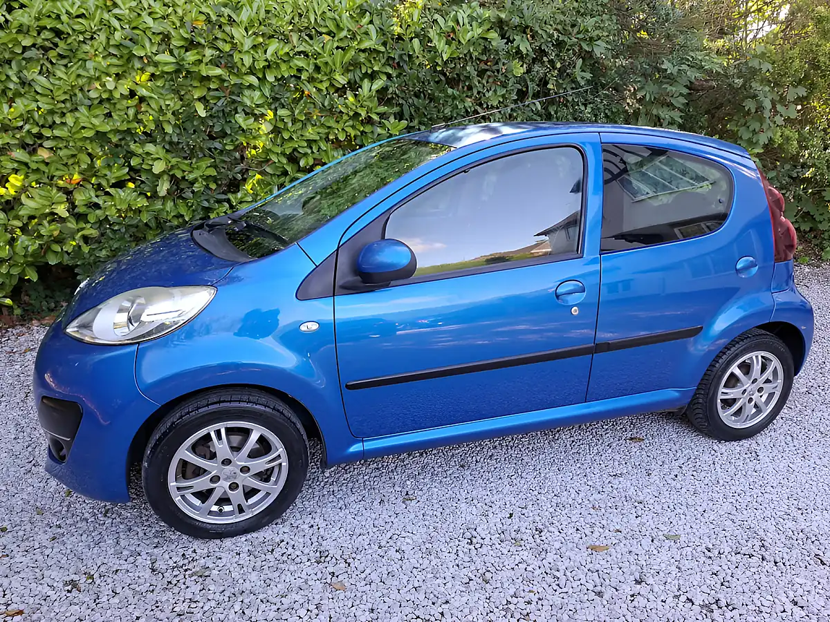 Used 2012 Peugeot 107 Active Blue - Front View