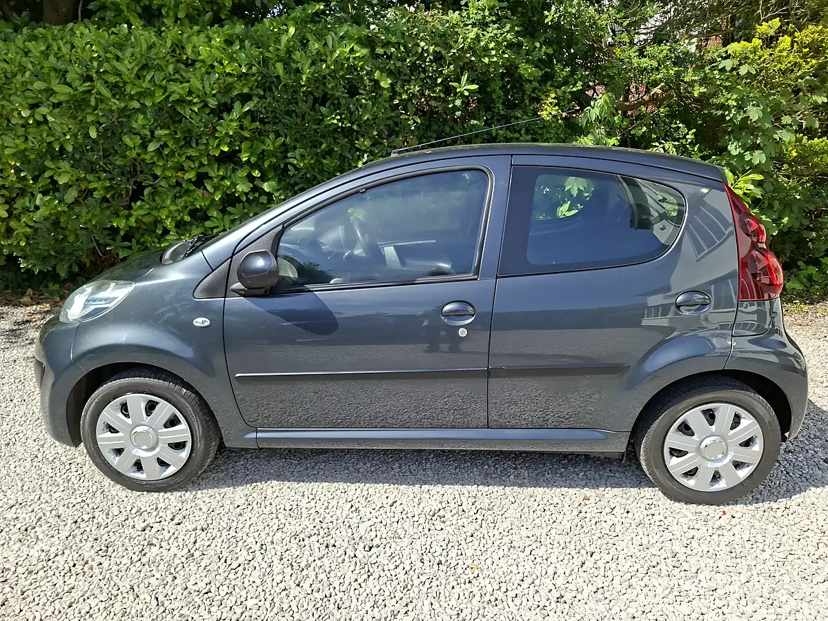 Used 2012 Peugeot 107 Active Grey - Interior and Exterior details 6