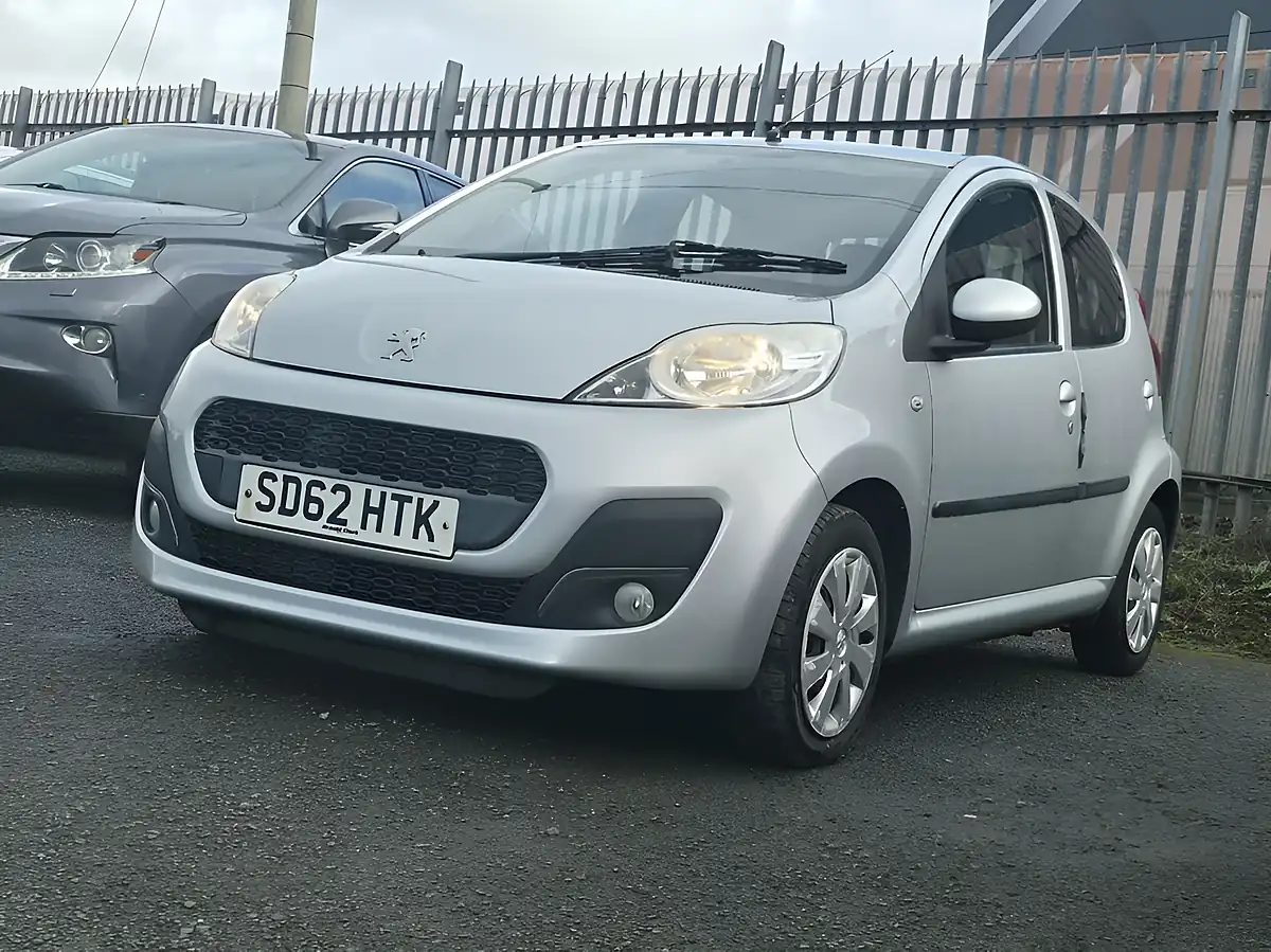 Used 2012 Peugeot 107 Active Silver - Interior and Exterior details 17
