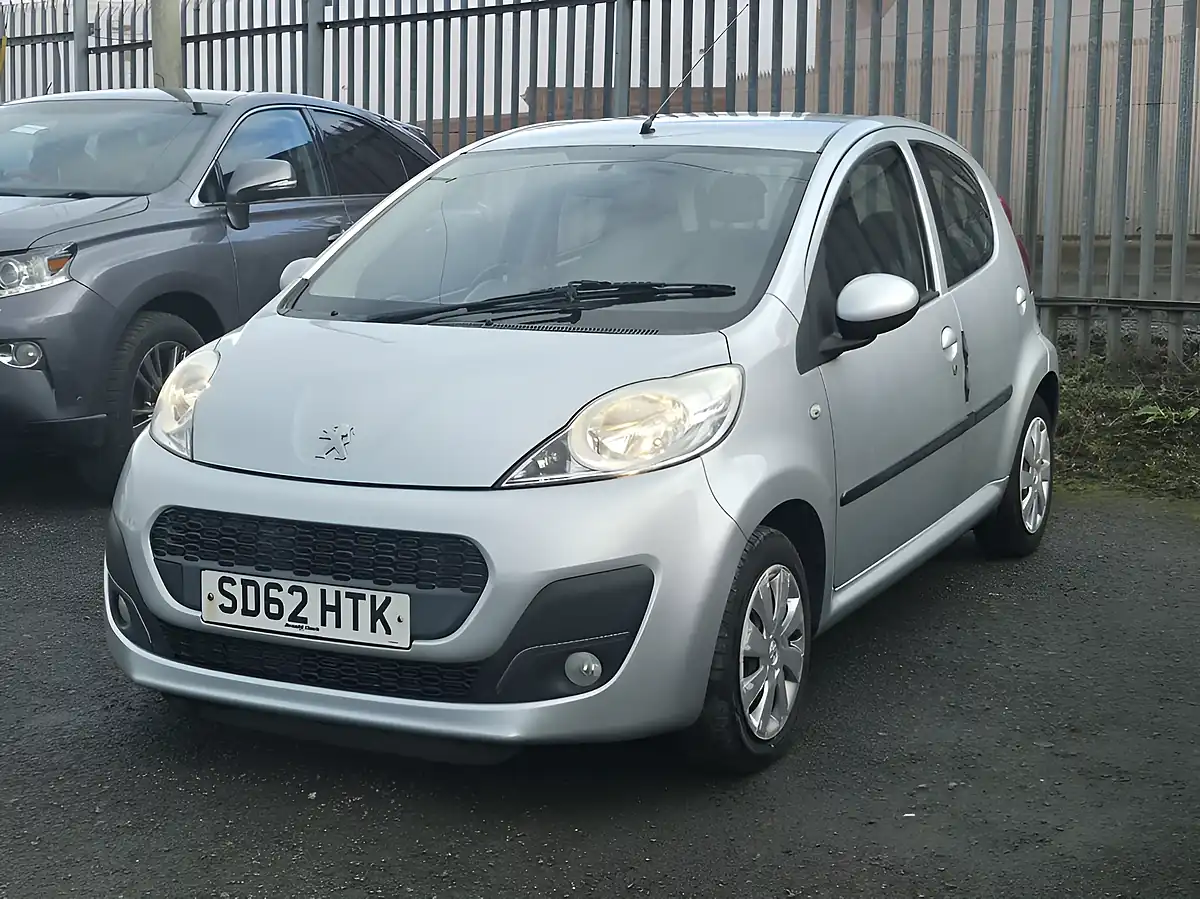 Used 2012 Peugeot 107 Active Silver - Interior and Exterior details 2