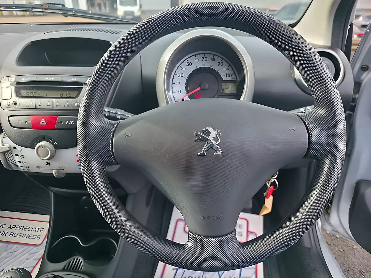 Used 2012 Peugeot 107 Active Silver - Interior and Exterior details 8