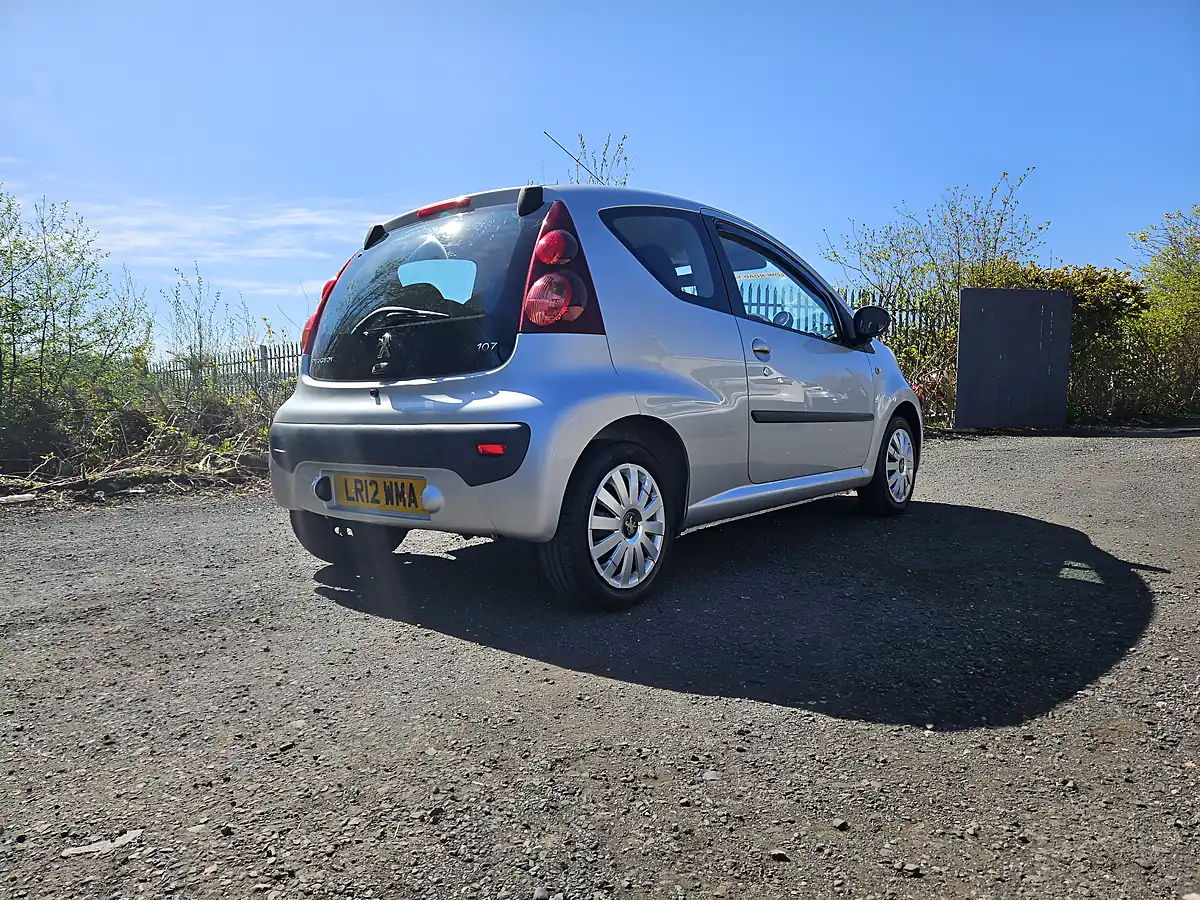 Used 2012 Peugeot 107 Active Silver - Interior and Exterior details 8