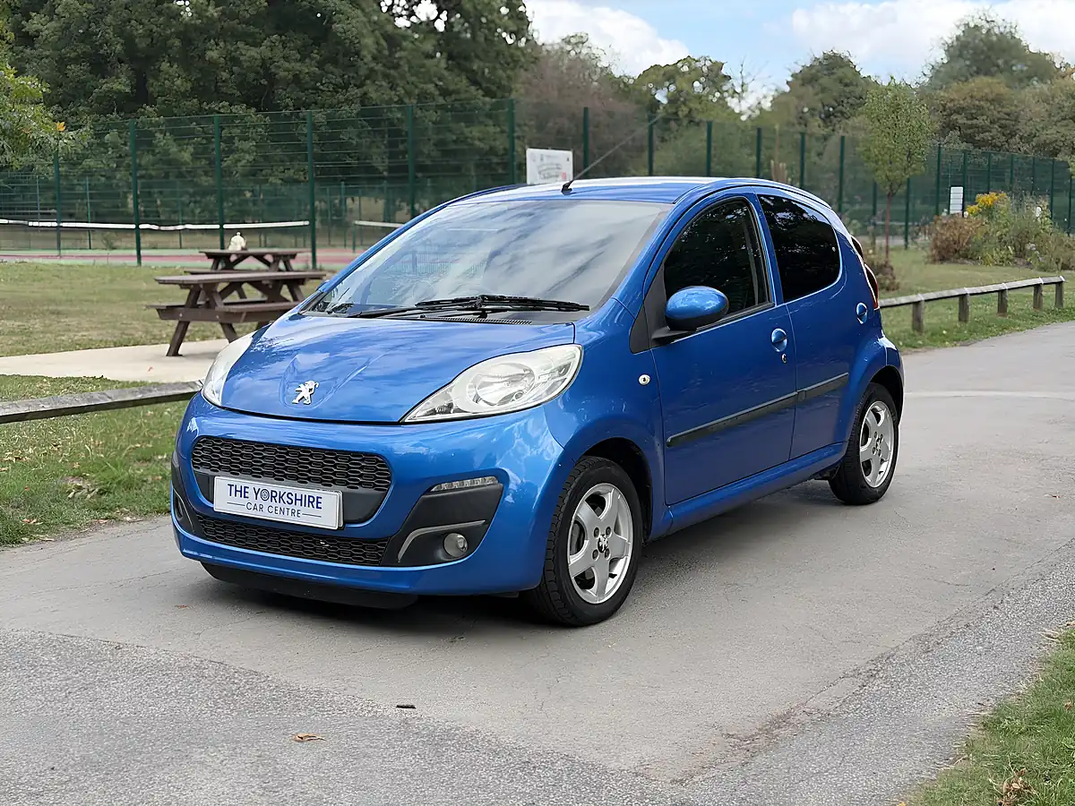 Used 2012 Peugeot 107 Allure Blue - Interior and Exterior details 3