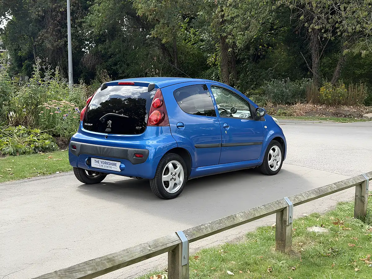 Used 2012 Peugeot 107 Allure Blue - Interior and Exterior details 8