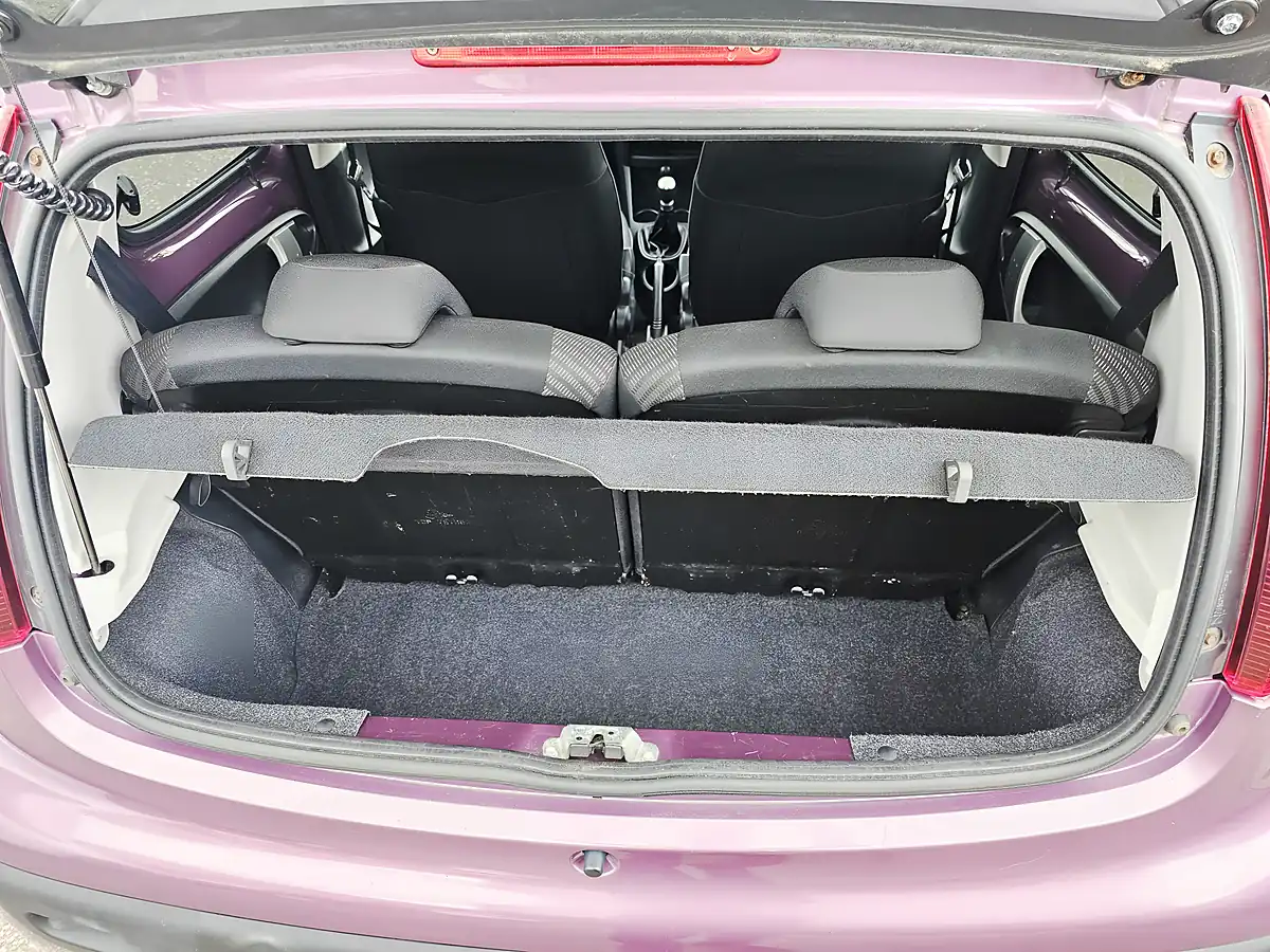Used 2012 Peugeot 107 Allure Purple - Interior and Exterior details 9