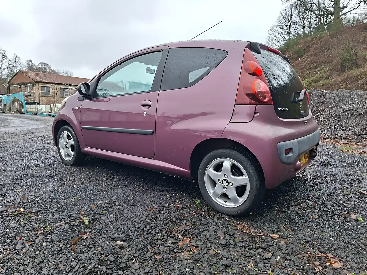 Used 2012 Peugeot 107 Allure Purple - Interior and Exterior details 8