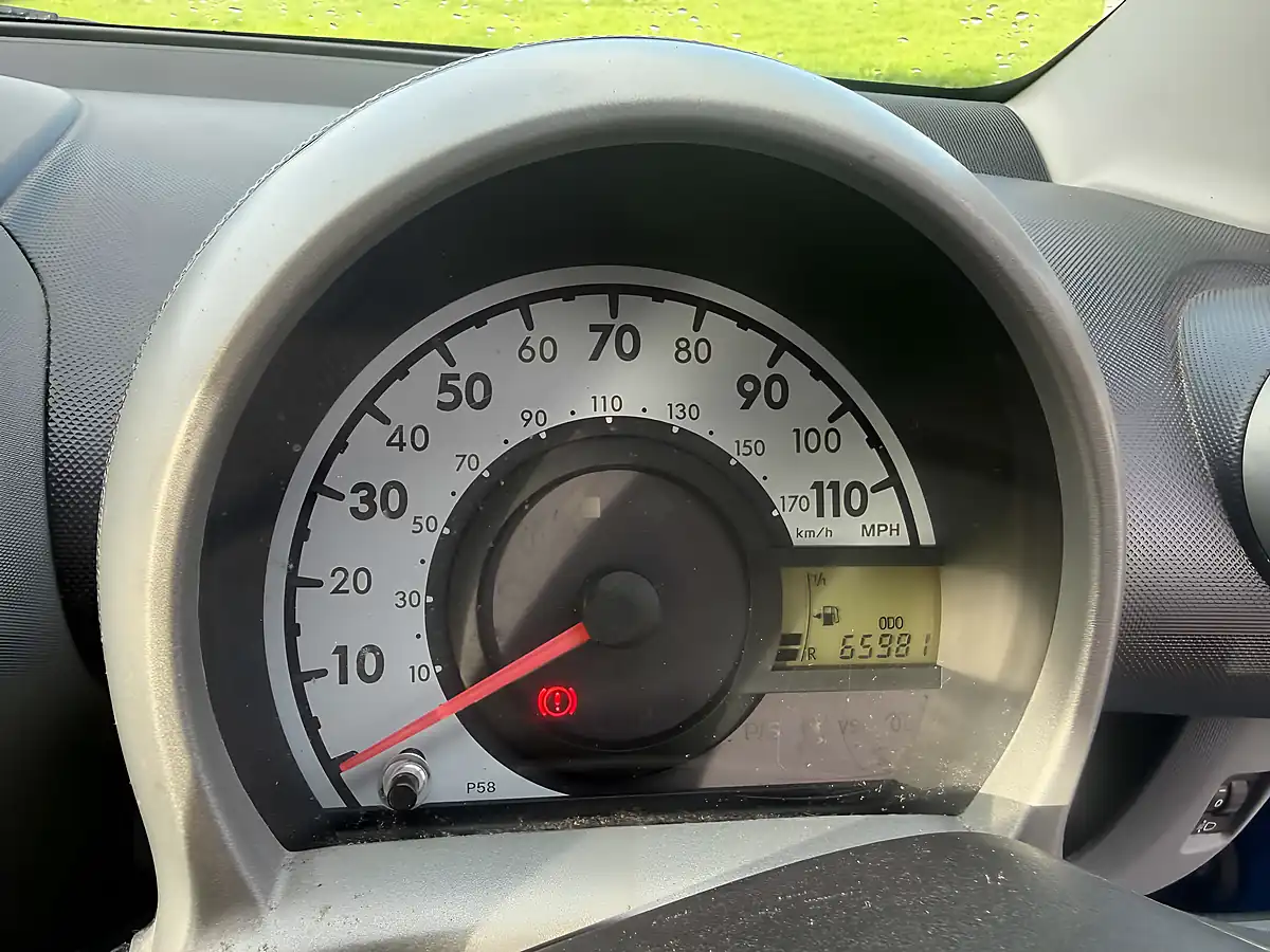 Used 2012 Peugeot 107 Urban - Interior and Exterior details 3
