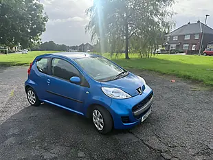 Used 2012 Peugeot 107 Urban - Interior and Exterior details 6