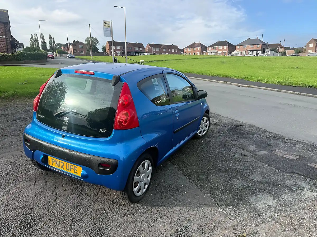 Used 2012 Peugeot 107 Urban - Interior and Exterior details 8