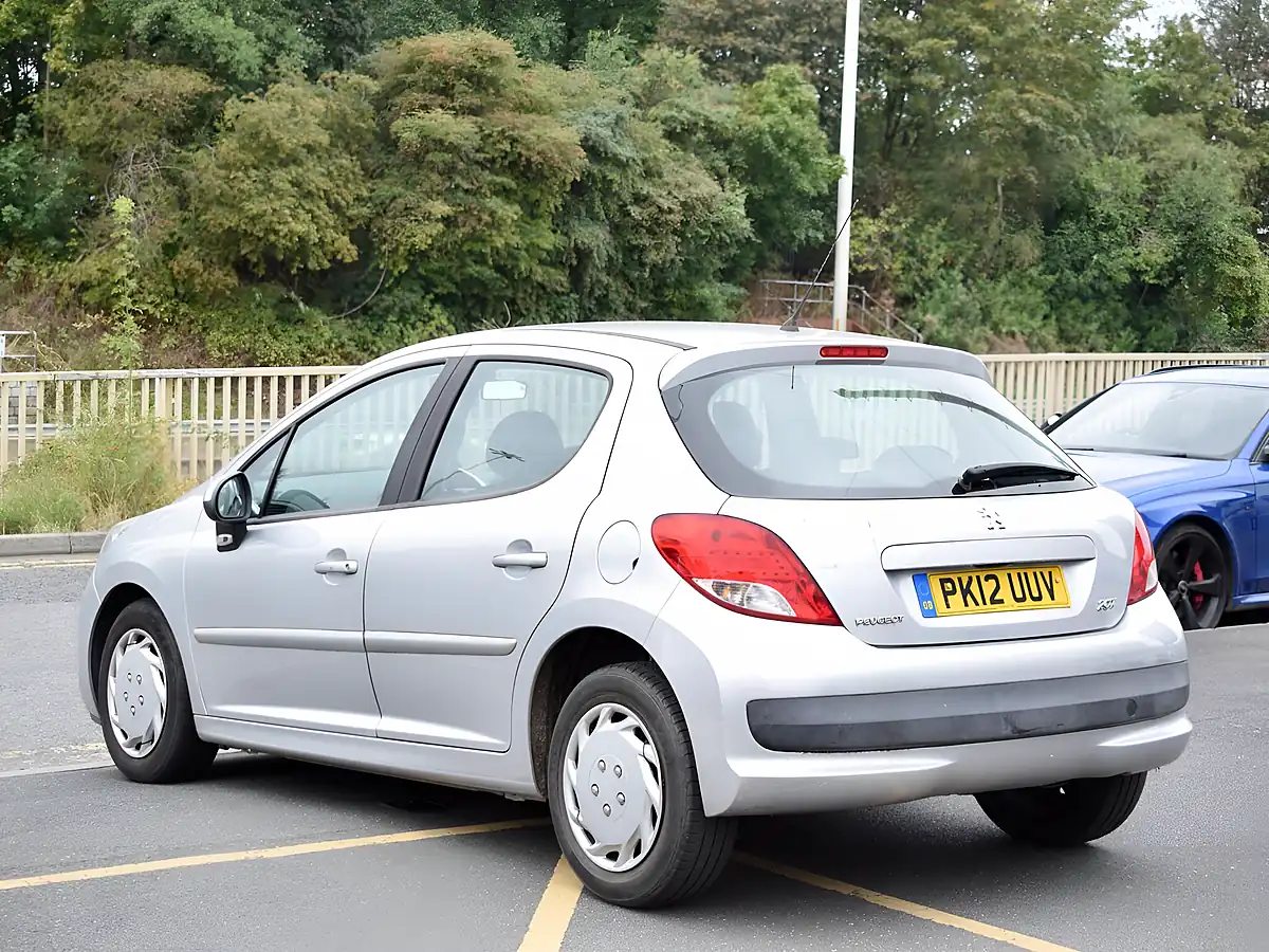 Used 2012 Peugeot 207 Active Silver - Interior and Exterior details 5