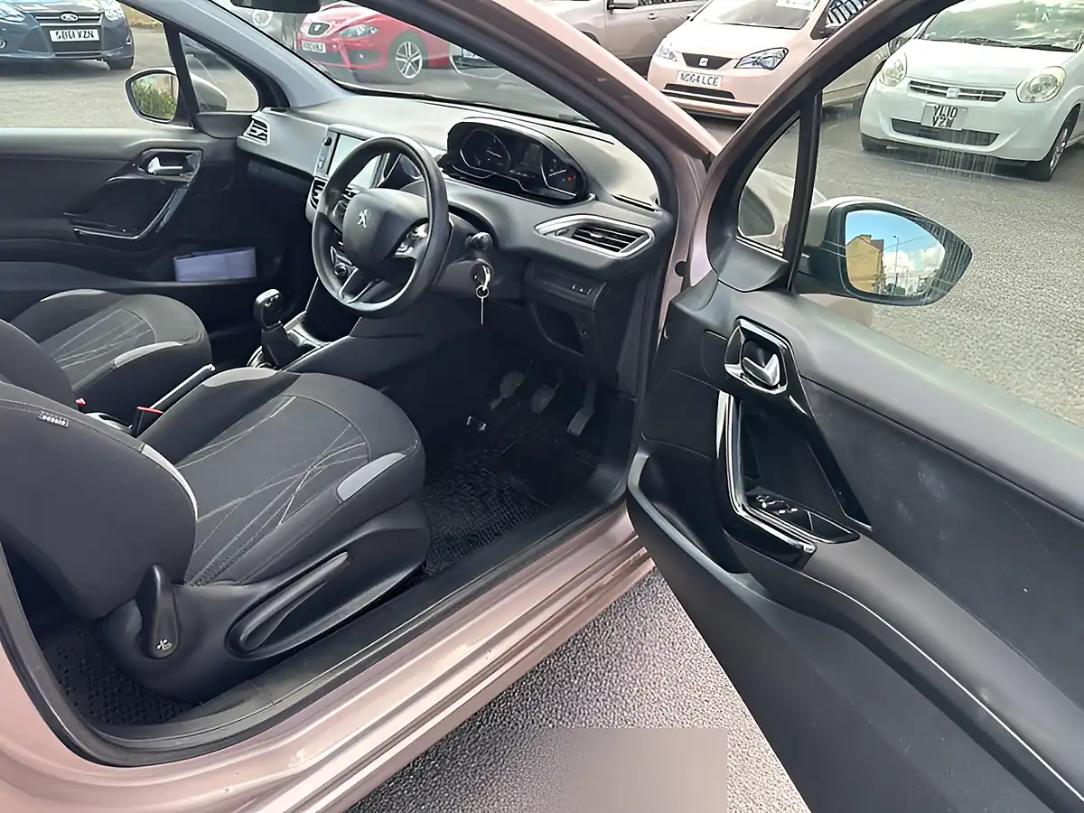 Used 2012 Peugeot 208 Active - Interior and Exterior details 11