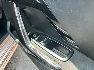 Used 2012 Peugeot 208 Active - Interior and Exterior details 12
