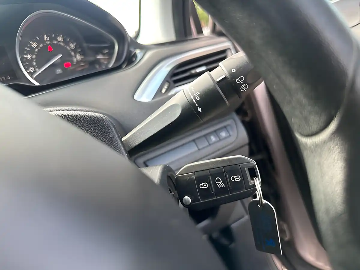 Used 2012 Peugeot 208 Active - Interior and Exterior details 16