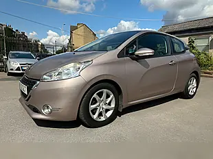 Used 2012 Peugeot 208 Active - Interior and Exterior details 4