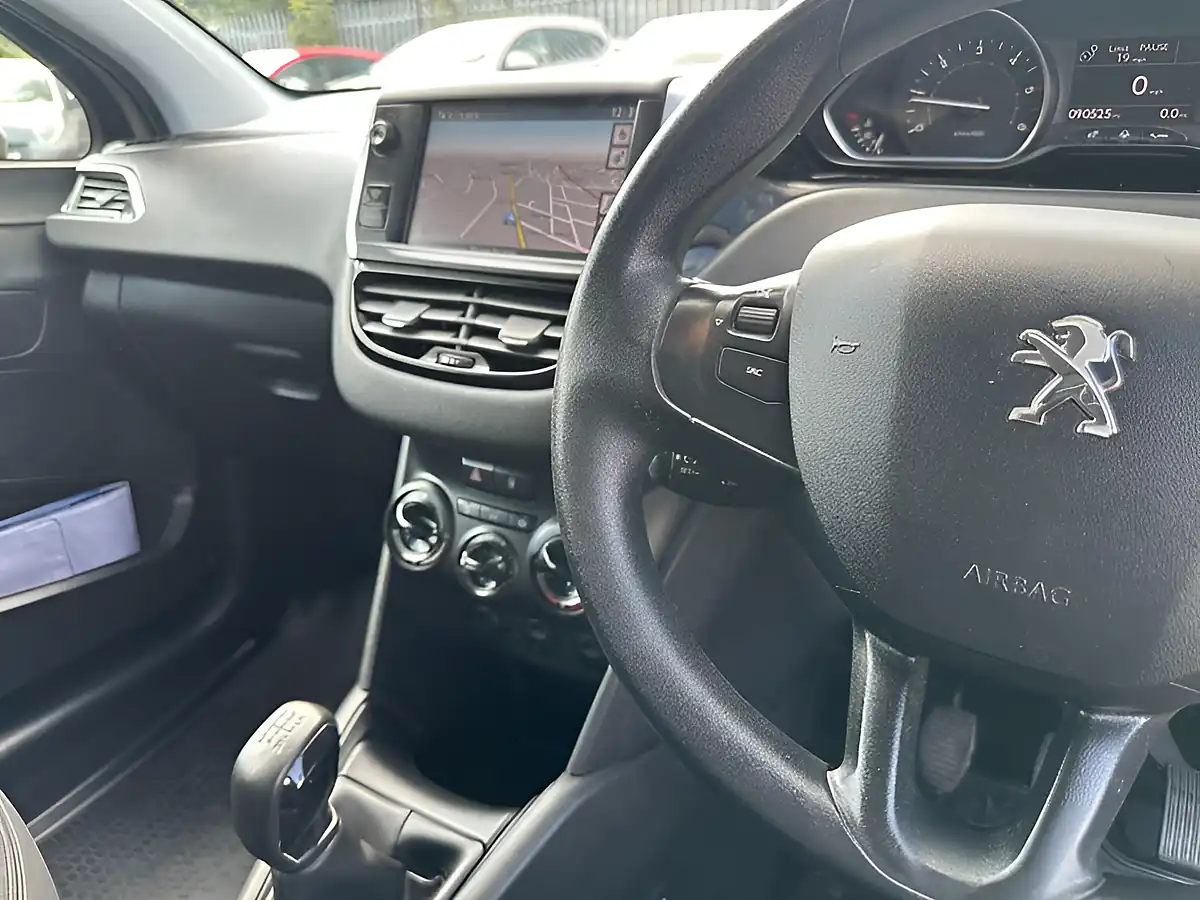 Used 2012 Peugeot 208 Active - Interior and Exterior details 6