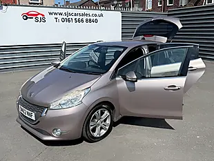 Used 2012 Peugeot 208 Allure Pink - Interior and Exterior details 9