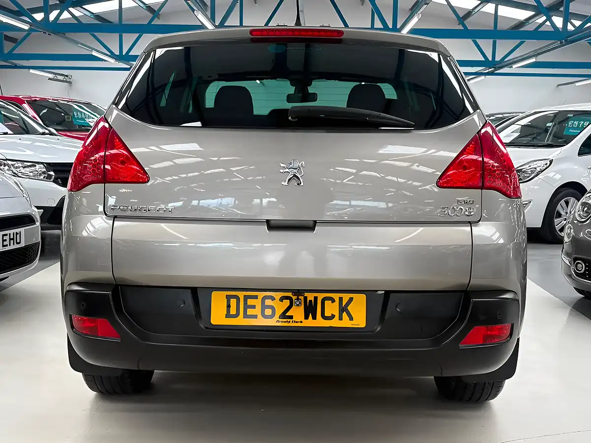 Used 2012 Peugeot 3008 Active Grey - Interior and Exterior details 11