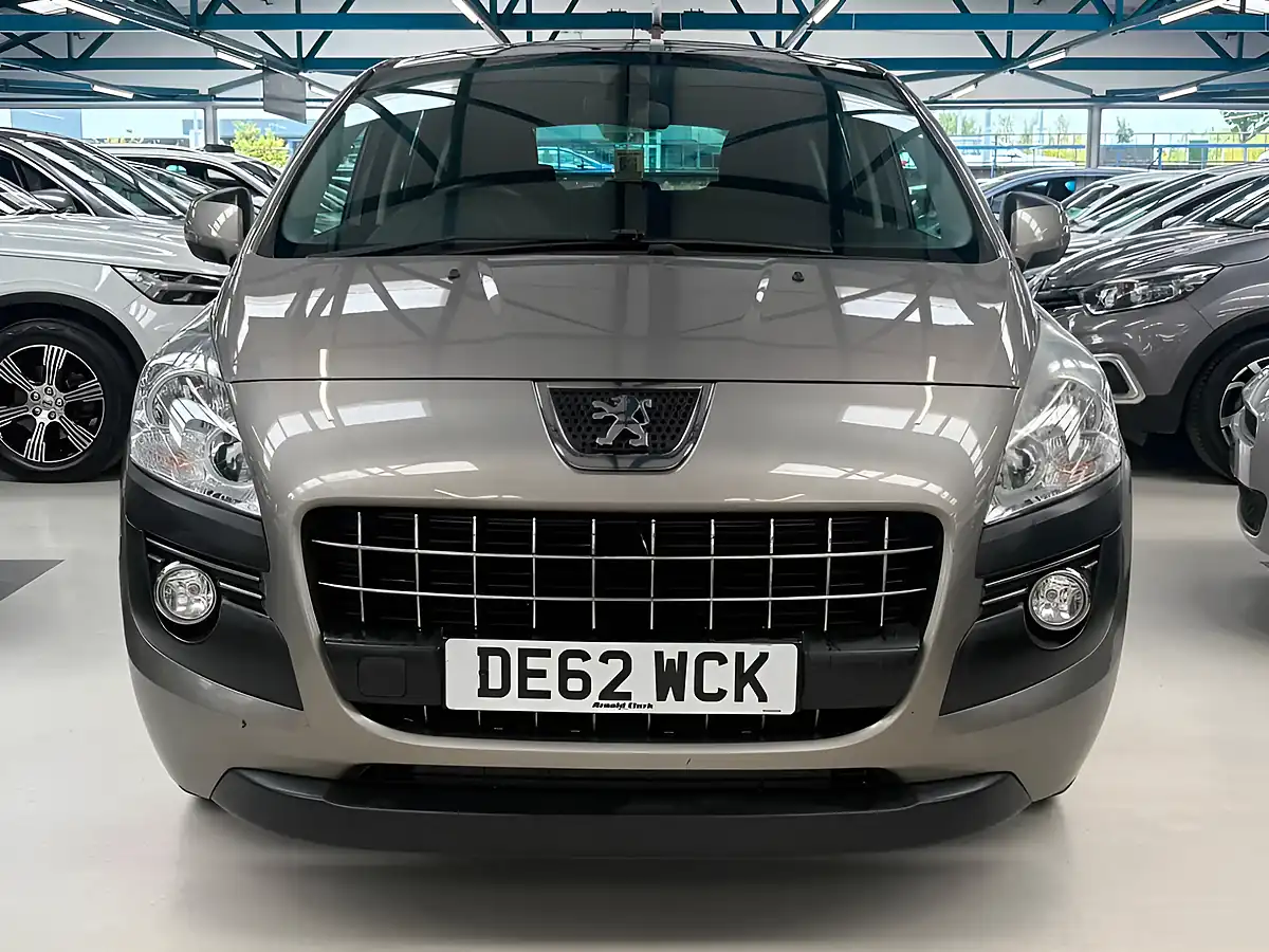 Used 2012 Peugeot 3008 Active Grey - Interior and Exterior details 2