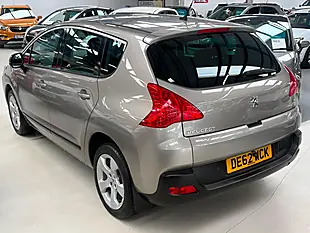 Used 2012 Peugeot 3008 Active Grey - Interior and Exterior details 4